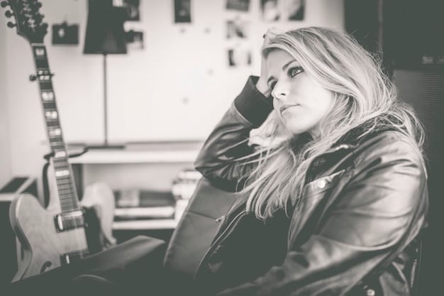 Rock Star Confessions: Untold Stories in Artist Interviews